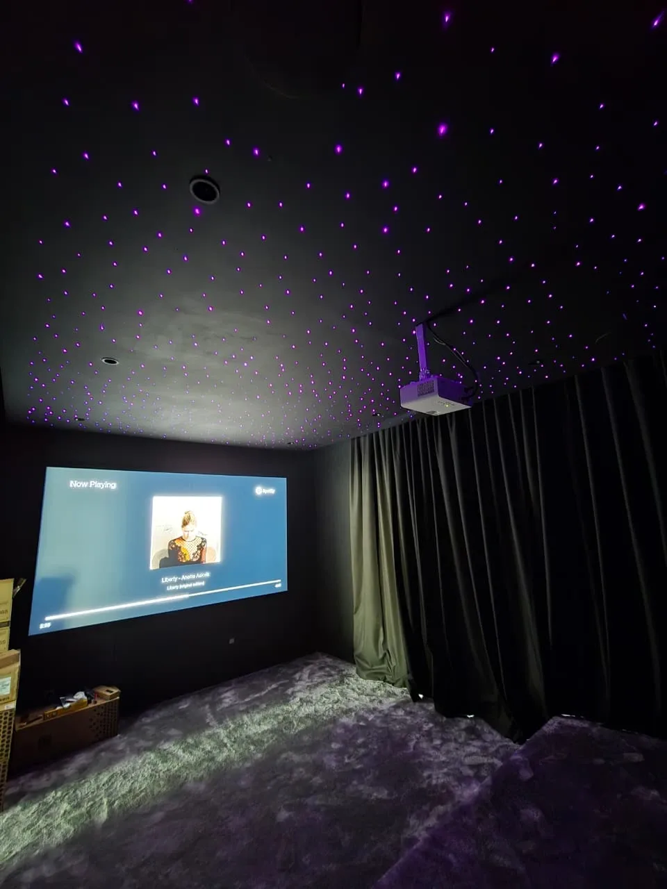 Home cinema in Tilal Al Ghaf, by Trodac