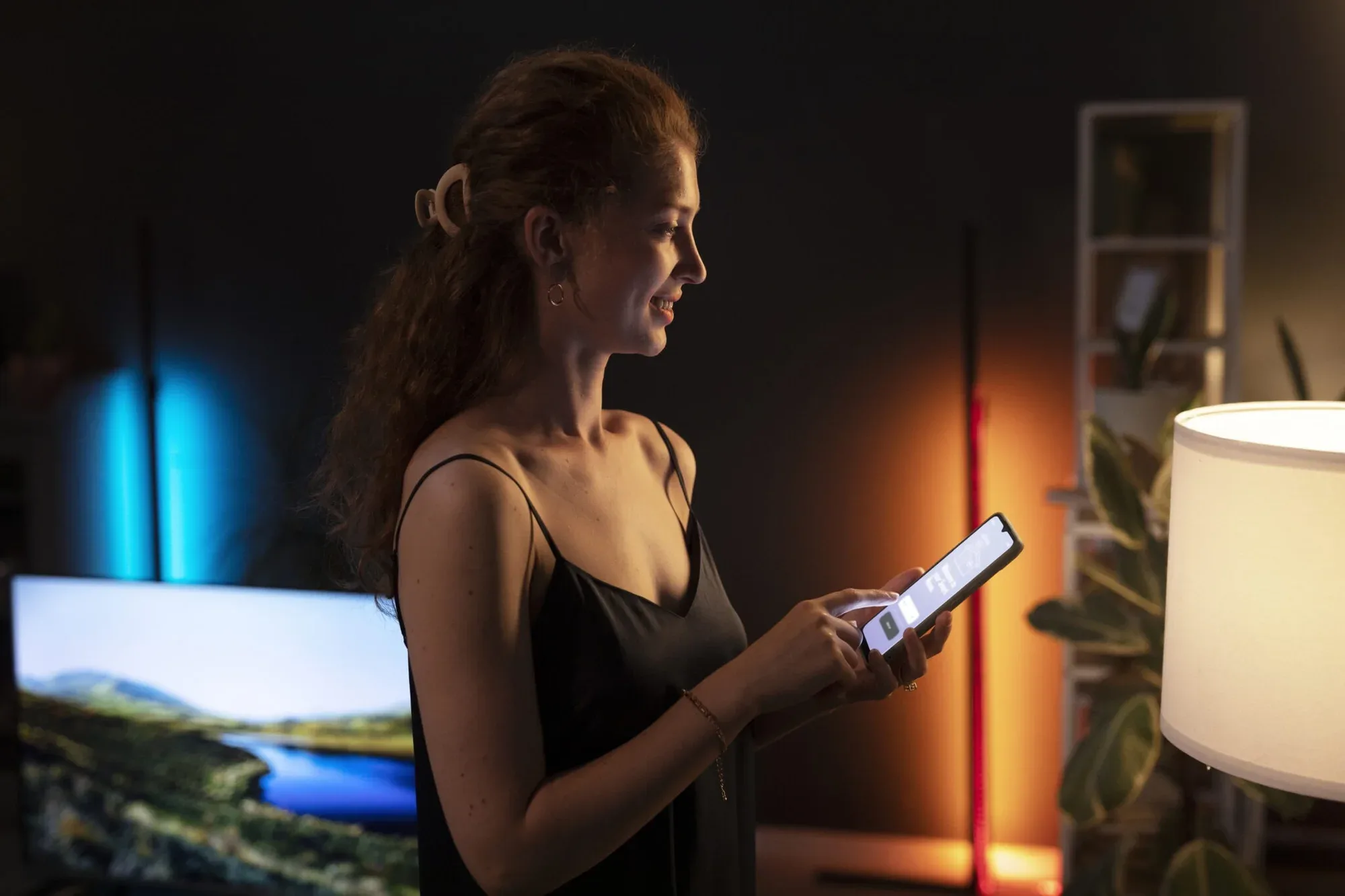 How lighting affects mood: the psychology of light in modern smart homes